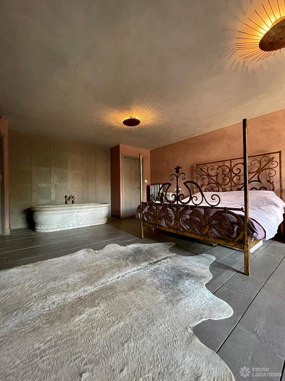 Rye Monastery Shoot Location | Fresh Locations
