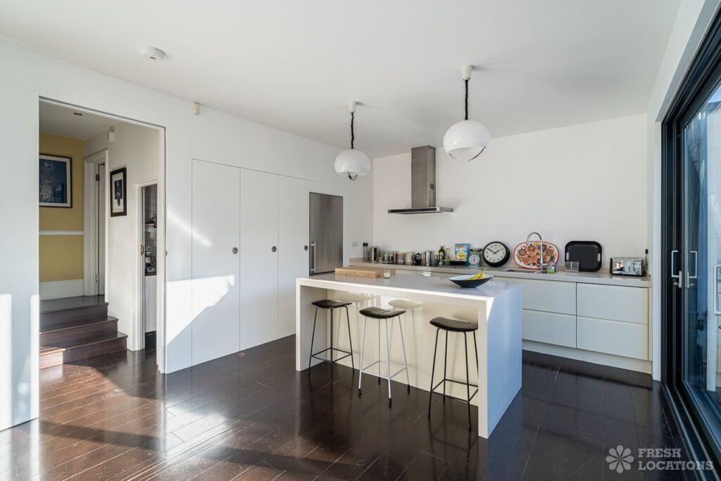 London location library: two distinct house styles for film shoots 9 Donovan n10 london shoot location 5