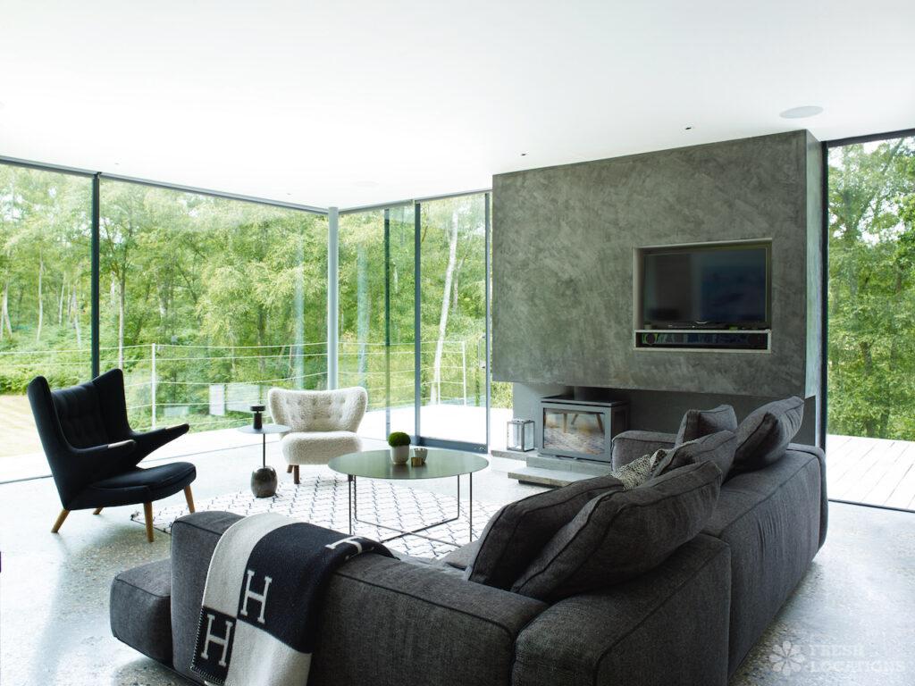 Why mid-century modern houses make great shoot locations 5 Hillside gu10 surrey shoot location 7