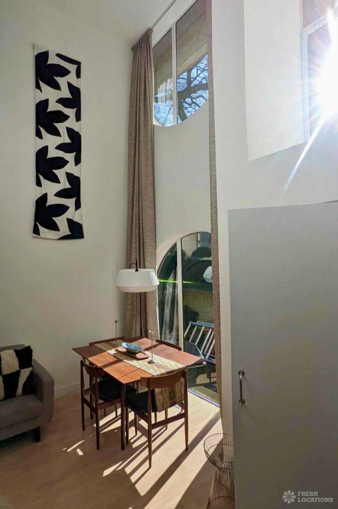 Retro shoot locations: step inside timeless homes for standout shoots 4 Apex shoot location surrey 2 1