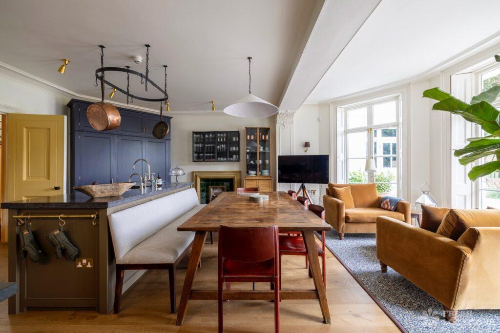 Homeowner profile: ‘radnor’ 4 Ragnor location london 3