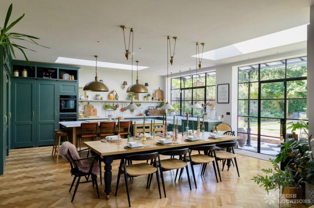 What makes the perfect family home shoot location? 2 Family home shoot location