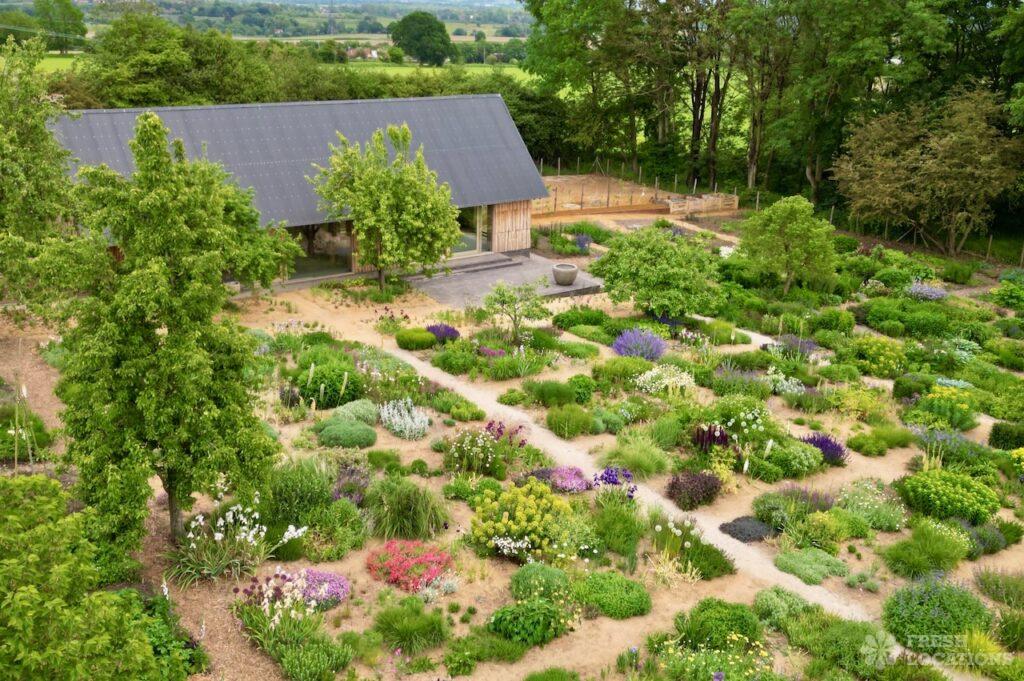 Embracing natural materials in interior design 3 Apple barn shoot location hertfordshire 14