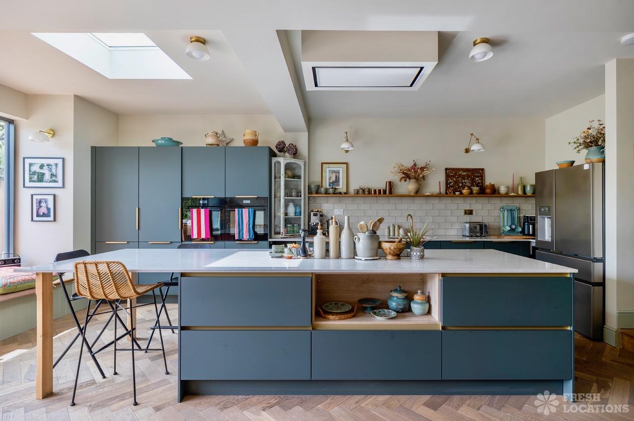 Homepage 4 Stella shoot location london 1