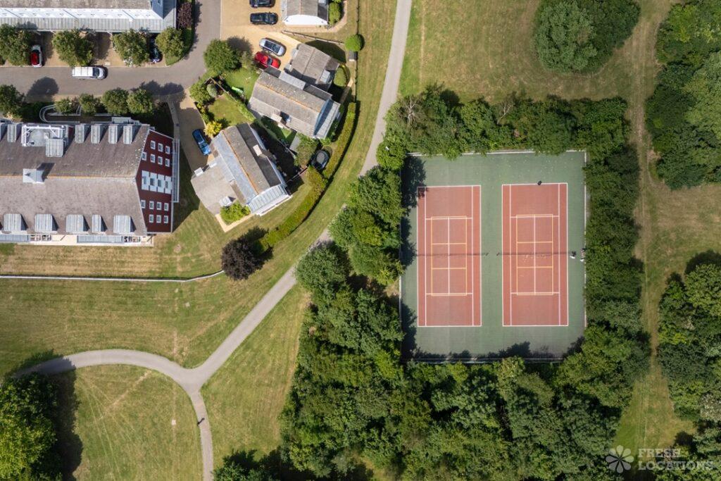 The ultimate production guide to filming in london: permits, planning and locations 3 Mayflower kt4 shoot location london 29