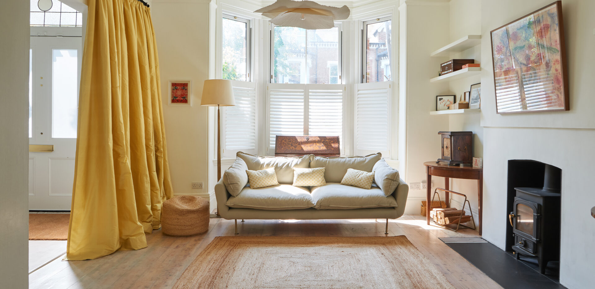 Homepage 1 Poppy se59qs shoot location london 58