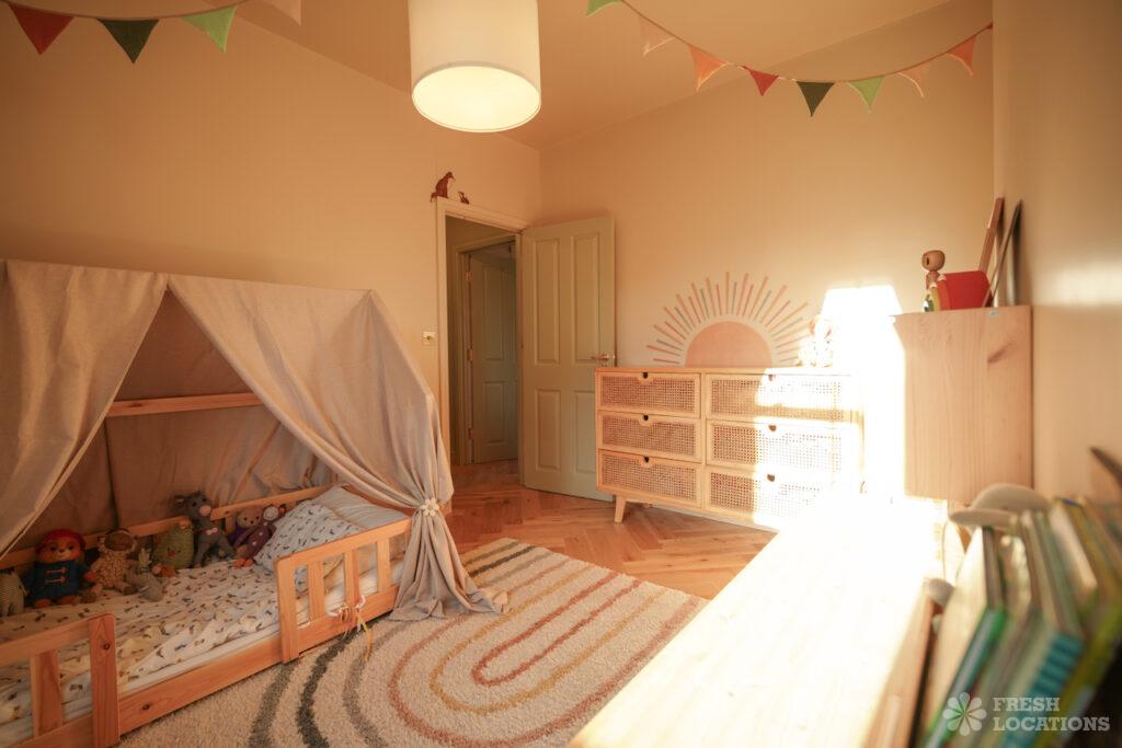 Manuka n16 7ug shoot location london 21